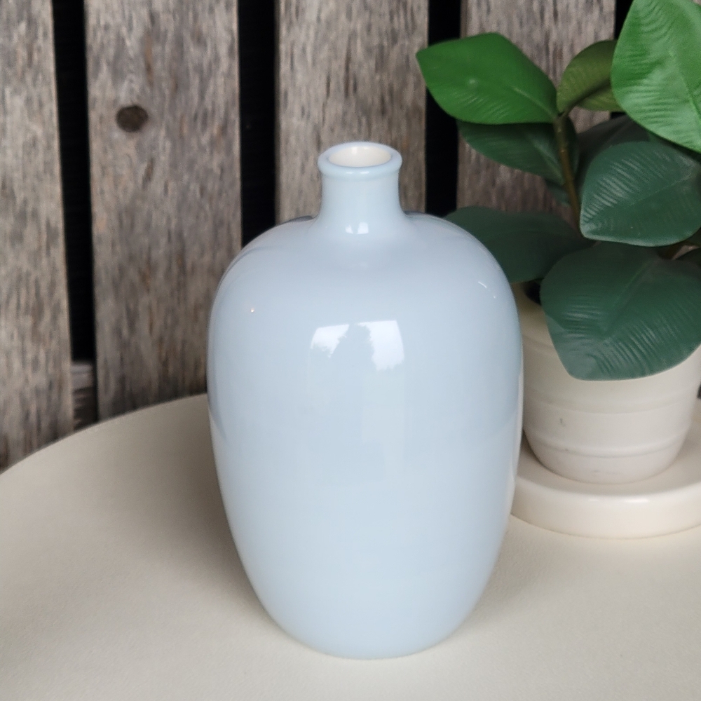 Grasslands Road Blue Ceramic Bud Vase with 'Relax' Inscription - Picture 8 of 8